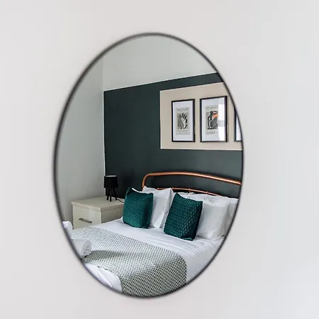 Tatil Evi Modern 3-bed For Families Contractors & Friends *